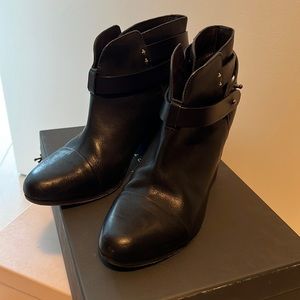Gently used Rag & Bone Harrow boot in black, size 39.5